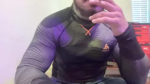 Snapshot of 2addictivelyhorny chatting on 01-01-25, 03:35 Jake n Judy online show from 01-01-25, 03:35