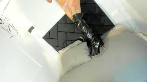 haduki online show from 02-17-26, 06:36