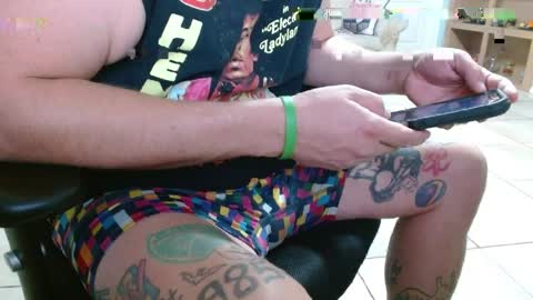 ThrillBilly online show from 05-06-26, 11:43