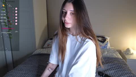 Lina       free control in pvt online show from 12-03-24, 06:37