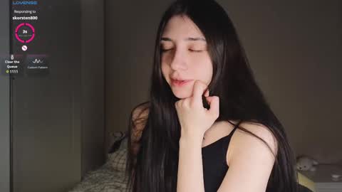 Lina       free control in pvt online show from 02-27-25, 05:13