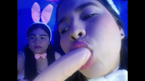 2moons_full_of_love online show from 11-11-25, 12:54