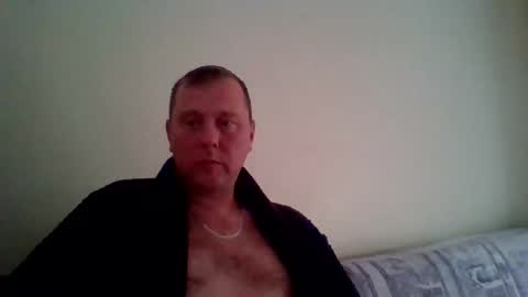 Snapshot of 2ndlipeater chatting on 10-03-25, 08:33 Girts online show from 10-03-25, 08:33