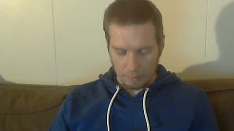 Snapshot of 2small4you83 chatting on 12-12-24, 11:47 2small4you83 online show from 12-12-24, 11:47