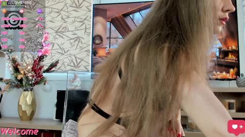 Ella online show from 01-17-25, 07:41