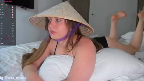 Eva online show from 06-12-26, 05:06