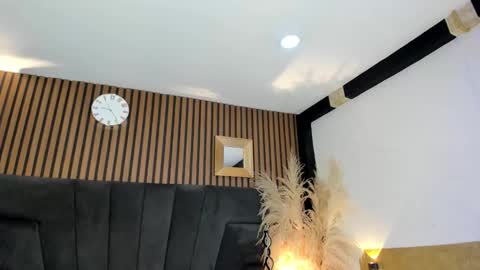 3X NAXAA online show from 12-20-25, 01:51