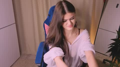 Eva online show from 03-01-26, 06:37