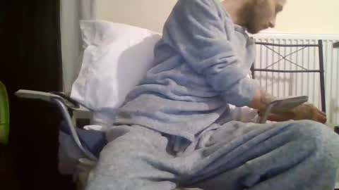 420feetloverr420 online show from 11-03-25, 12:13