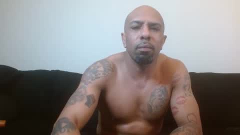 Snapshot of 420flyguy chatting on 12-12-24, 10:52 420flyguy online show from 12-12-24, 10:52