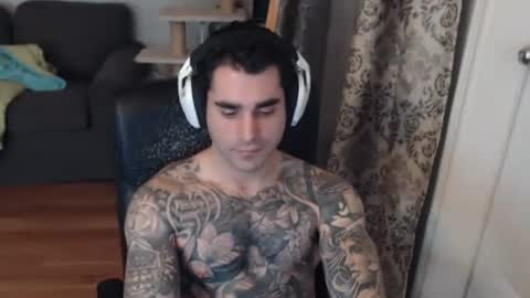 Snapshot of 420randomguy chatting on 01-17-26, 11:52 Anomander Rake online show from 01-17-26, 11:52