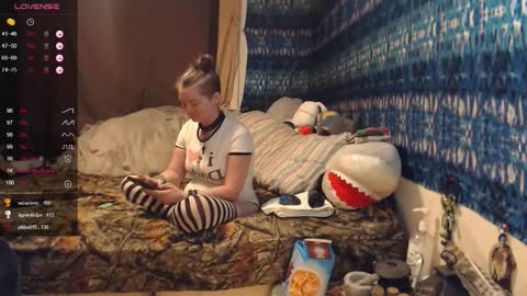 420stonerchick online show from 03-26-26, 01:38