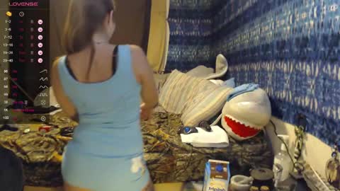 420stonerchick online show from 05-11-26, 01:06