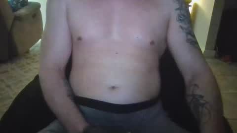 Snapshot of 42o_blah chatting on 04-08-26, 12:43 42o_blah online show from 04-08-26, 12:43