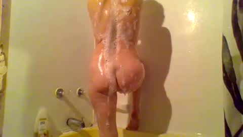 Snapshot of 4blonde2go chatting on 05-29-26, 08:29 4blonde2go online show from 05-29-26, 08:29