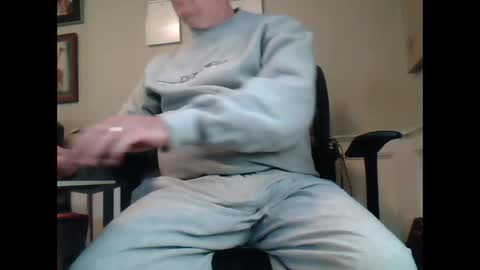 Snapshot of 4uguys chatting on 11-29-25, 02:09 4uguys online show from 11-29-25, 02:09