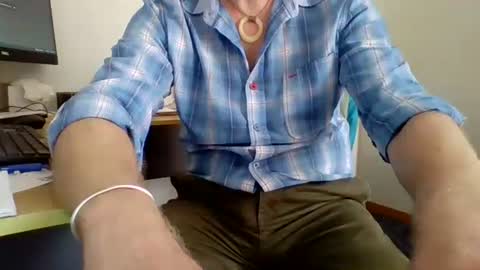 555tony555 online show from 12-05-24, 02:20