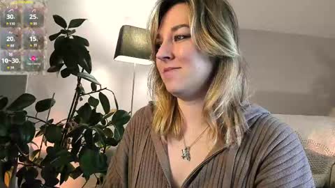 Snapshot of 5_in_one chatting on 05-17-26, 03:48 Sunshine online show from 05-17-26, 03:48