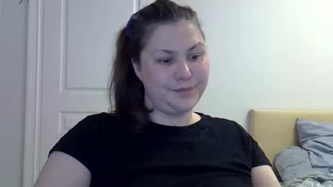 Snapshot of 5anna chatting on 10-12-25, 02:16 5anna online show from 10-12-25, 02:16
