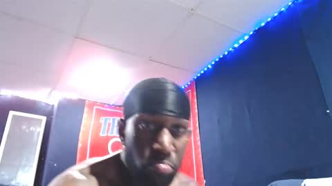 Snapshot of 5hbk chatting on 09-26-25, 06:17 Tettaz GetitJusy4ya online show from 09-26-25, 06:17