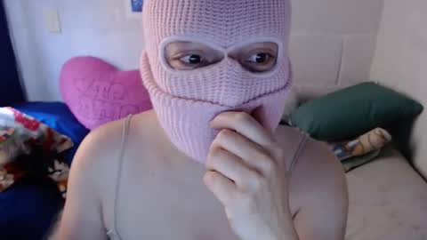 SHANNON online show from 01-03-25, 03:55