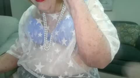 Missy online show from 11-01-25, 01:02