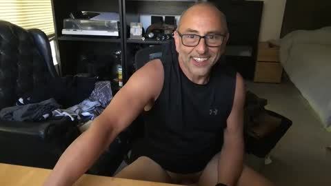 daddy vegas  for single women and couples here online show from 02-26-26, 09:36