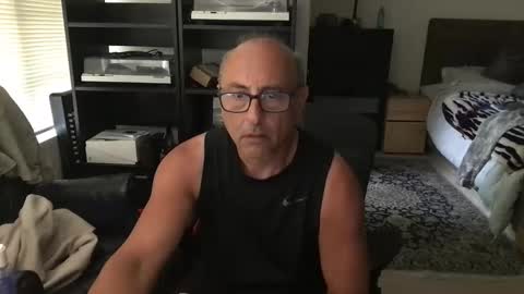 daddy vegas  for single women and couples here online show from 05-21-26, 11:56