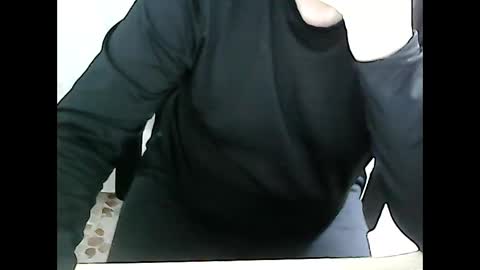 Snapshot of 69desamor chatting on 02-18-25, 08:47 69desamor online show from 02-18-25, 08:47