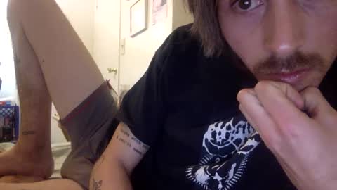 Snapshot of 69j0hndo chatting on 12-24-24, 06:06 FUCKR online show from 12-24-24, 06:06