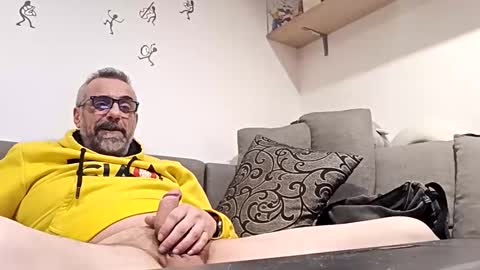 George online show from 11-22-25, 12:31