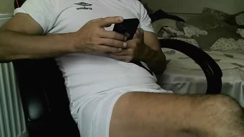 Snapshot of 77777_20225 chatting on 09-15-25, 05:18 77777 bigmax online show from 09-15-25, 05:18