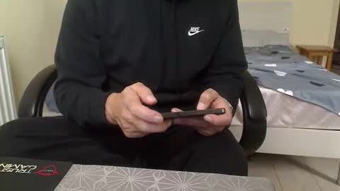 Snapshot of 77777_20225 chatting on 11-19-25, 08:25 77777 bigmax online show from 11-19-25, 08:25