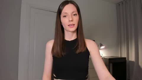 Anna online show from 03-18-26, 08:23