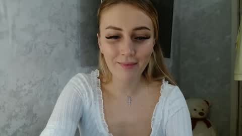 7melania online show from 09-21-25, 07:15