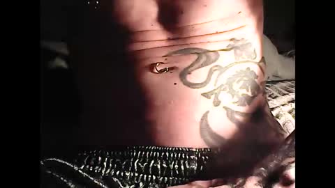 Snapshot of 7yme2 chatting on 10-17-25, 10:18 7yme2 online show from 10-17-25, 10:18