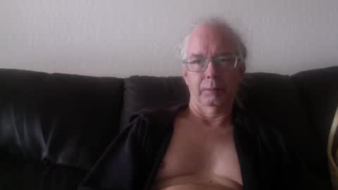 Snapshot of 808dred chatting on 02-07-25, 08:42 808dred online show from 02-07-25, 08:42