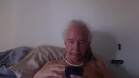 Snapshot of 808dred chatting on 11-03-25, 12:24 808dred online show from 11-03-25, 12:24