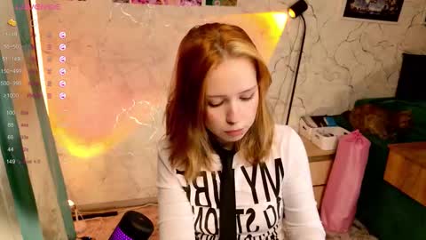 Snapshot of 819sunflowerinahat2016 chatting on 03-23-26, 03:05 Cornelia and Dante online show from 03-23-26, 03:05