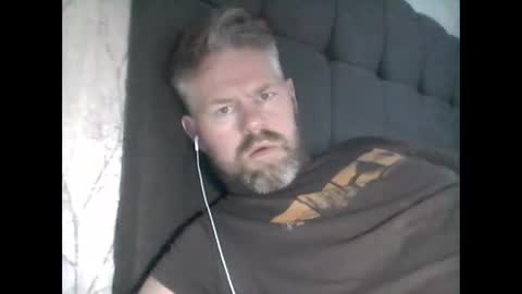 81jonnyx online show from 02-10-25, 01:55