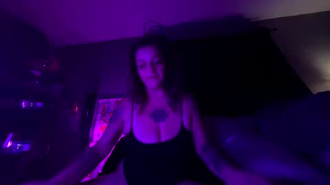 Snapshot of 88heygirlhey88 chatting on 11-01-25, 09:44 That girl online show from 11-01-25, 09:44