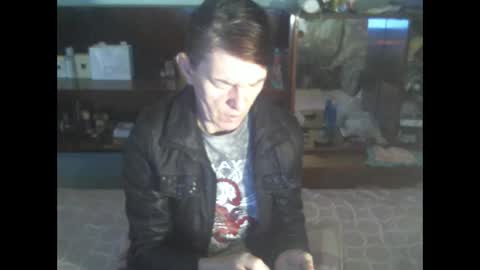 Snapshot of 8mistress8 chatting on 10-26-25, 05:46 8MISTRESS8 online show from 10-26-25, 05:46