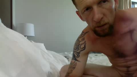 Snapshot of 9_25 chatting on 06-06-26, 08:35 8over6 online show from 06-06-26, 08:35