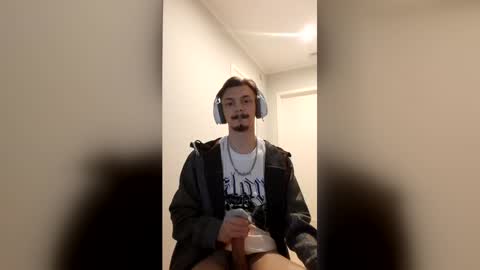 Alex online show from 04-26-26, 06:38