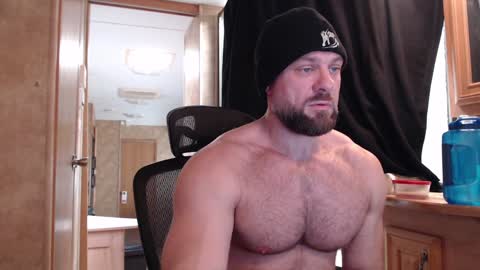 9 fat inches online show from 02-05-25, 08:35