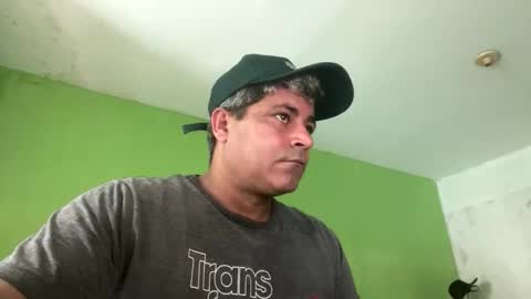 9vinhocamshow online show from 03-25-26, 11:27