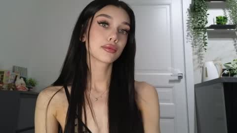 KARINA online show from 05-06-26, 01:16
