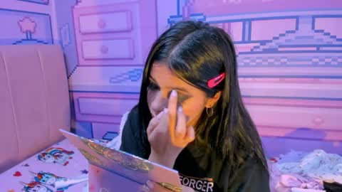 Alice  online show from 12-09-24, 05:29