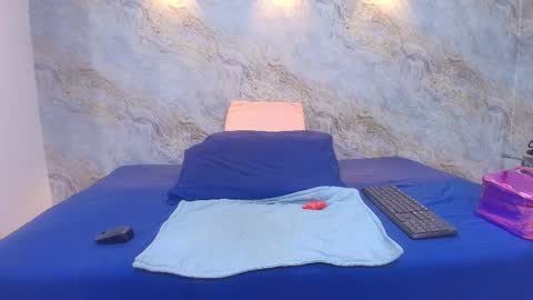  abby rouss online show from 10-30-25, 03:08