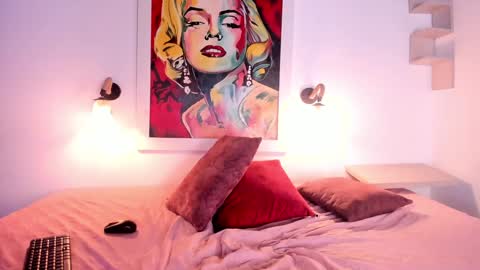 Abby online show from 01-28-25, 03:35